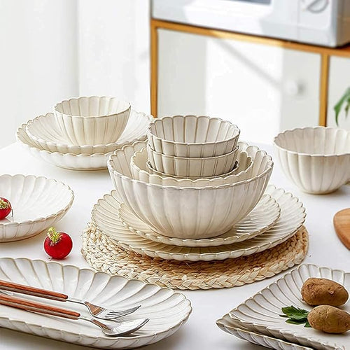 26 Pcs Dinnerware Sets, Porcelain Tableware Set with Plates and Bowls, White Ceramic Dinner Set for Home Kitchen and Dinning, Microwave and Dishwasher Safe, Service (White 26pcs)
